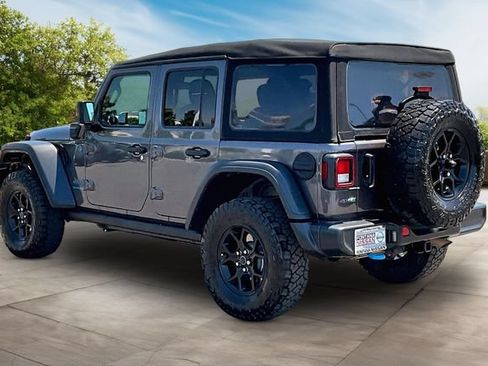 Used 2024 Jeep Wrangler Unlimited AWD/4WD image 4