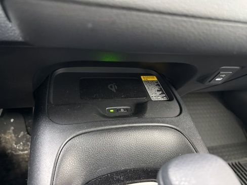 Used 2025 Toyota Corolla LE w/ LE Premium Package image 17