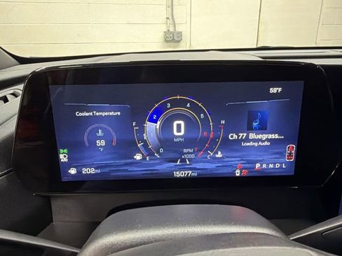 Certified 2025 Chevrolet Traverse LT image 12