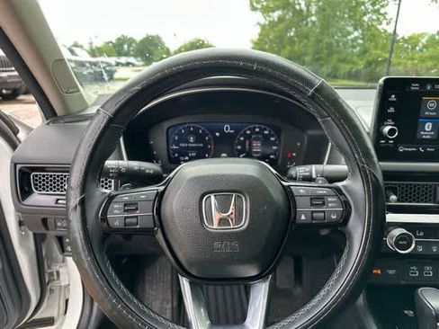 Used 2023 Honda Civic Touring image 12
