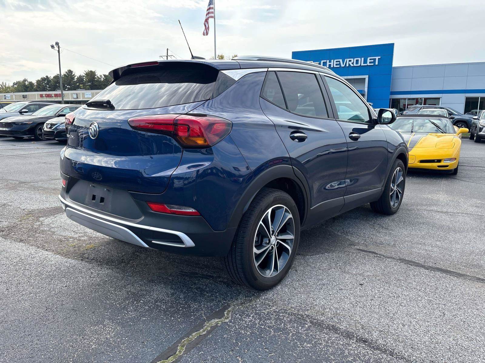 Used 2023 Buick Encore GX Select FWD image 4