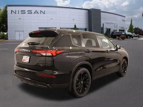 New 2026 Nissan Rogue SL AWD/4WD image 3