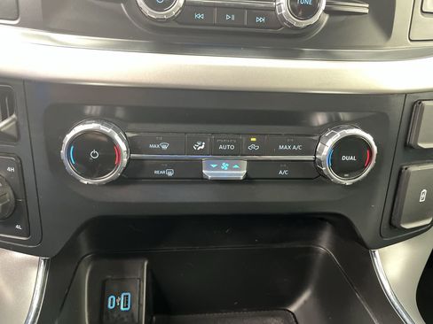 Certified 2022 Ford F150 XLT w/ Equipment Group 301A Mid image 21