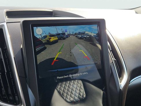 Used 2024 Ford Edge Titanium image 15