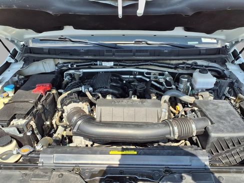 Used 2024 Nissan Frontier S w/ Technology Package RWD image 3