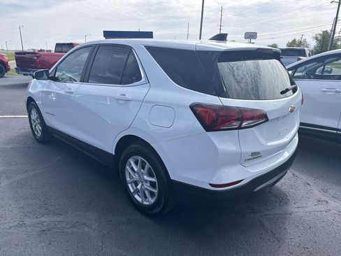Used 2024 Chevrolet Equinox LT FWD image 4