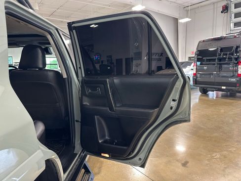 Used 2021 Toyota 4Runner TRD Pro AWD/4WD image 40