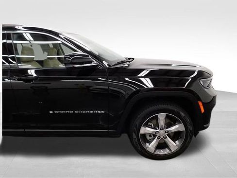 Used 2021 Jeep Grand Cherokee L Limited image 18