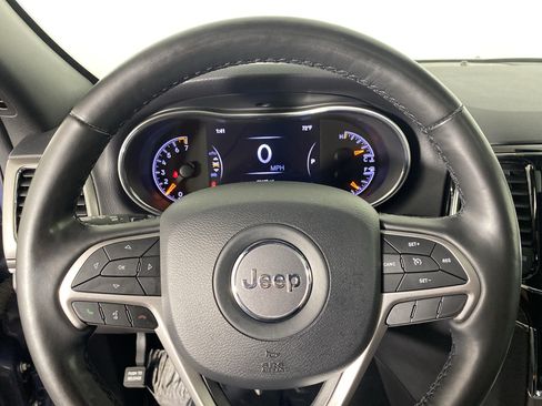 Used 2020 Jeep Grand Cherokee Limited AWD/4WD image 22