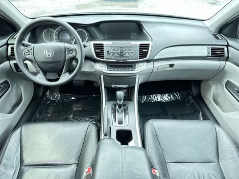Used 2013 Honda Accord LX image 13