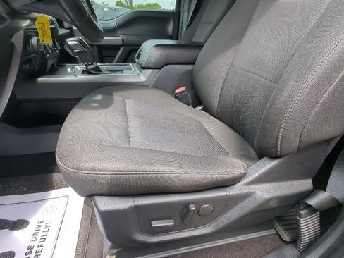 Used 2019 Ford F150 XLT w/ Equipment Group 302A Luxury AWD/4WD image 11