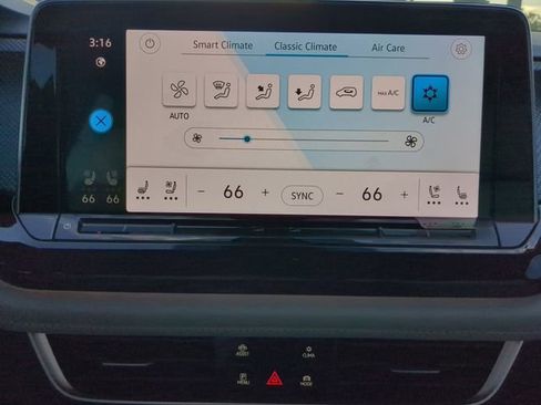 New 2026 Volkswagen Atlas Cross Sport SEL Premium R-Line image 23