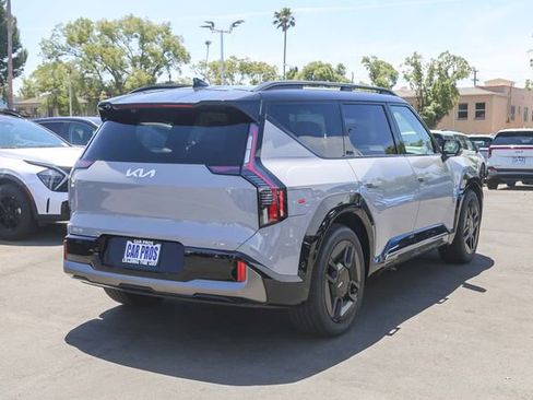 New 2026 Kia EV9 GT-Line AWD/4WD image 17