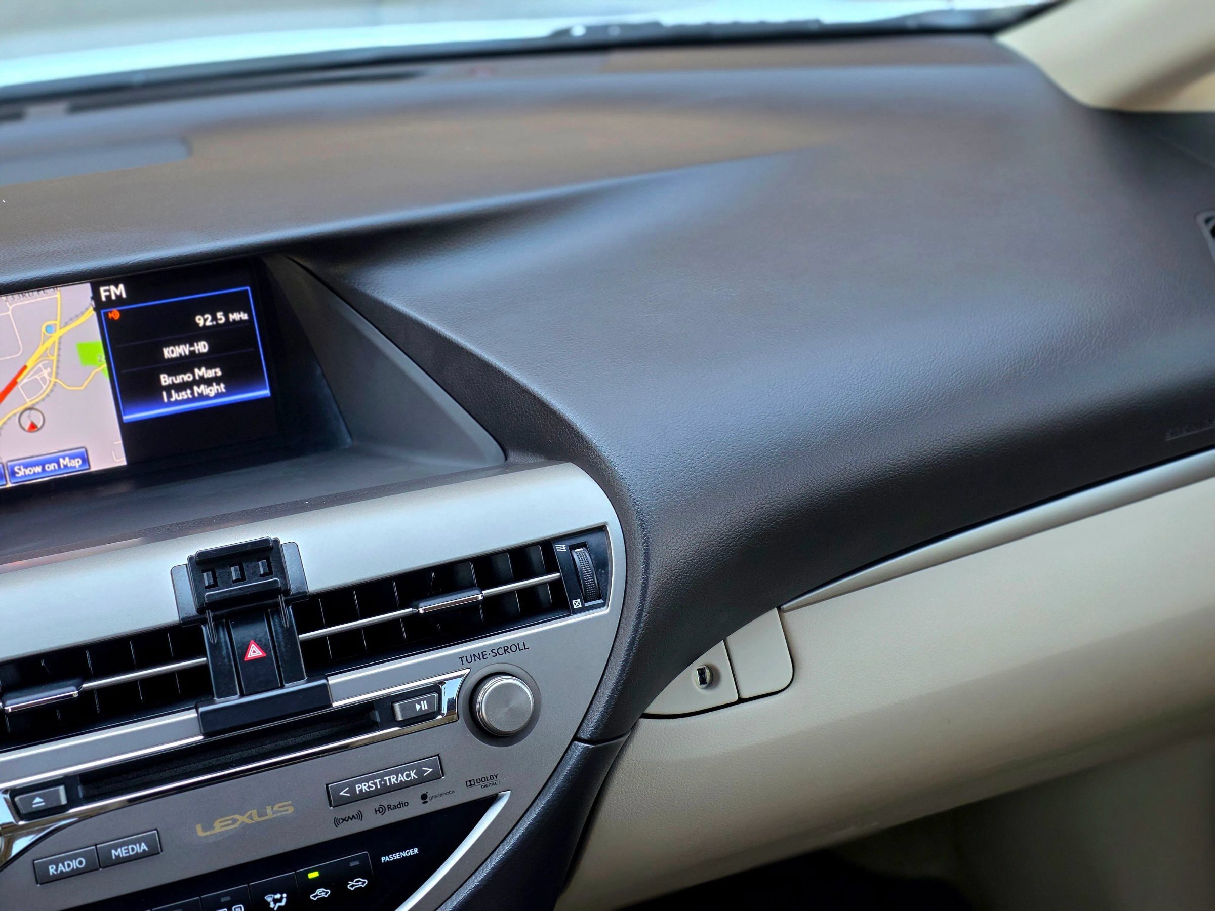 Used 2013 Lexus RX 450h AWD w/ Navigation Pkg image 28