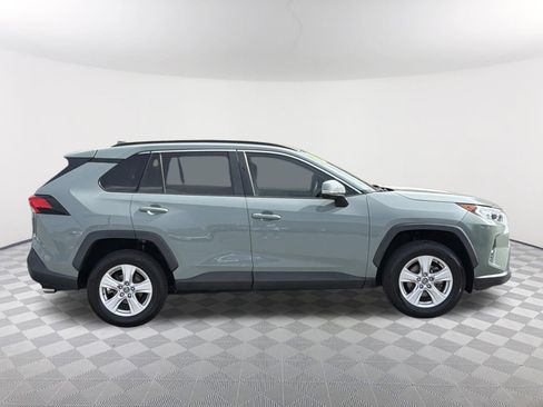 Certified 2020 Toyota RAV4 XLE w/ Convenience Package image 18