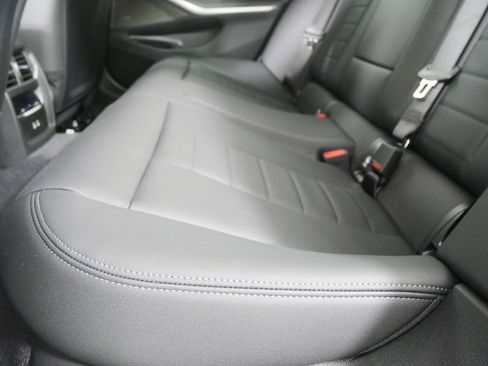 New 2026 BMW 330i Sedan w/ M Sport Package image 14