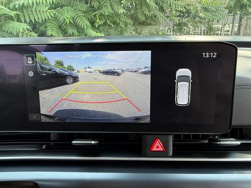 Used 2026 Kia Carnival FWD image 23
