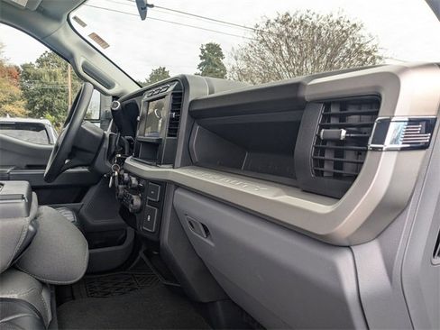 Used 2024 Ford F250 XL w/ STX Appearance Package image 34