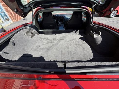 Used 2009 Chevrolet Corvette Coupe w/ Preferred Equipment Group RWD image 8