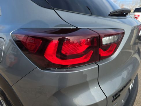 Used 2025 Chevrolet TrailBlazer RS w/ Convenience Package image 16