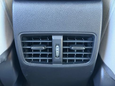 Used 2026 Toyota Corolla Cross L FWD image 16