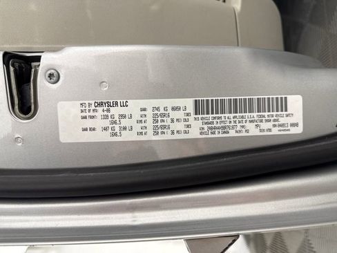 Used 2008 Chrysler Town & Country LX FWD image 20