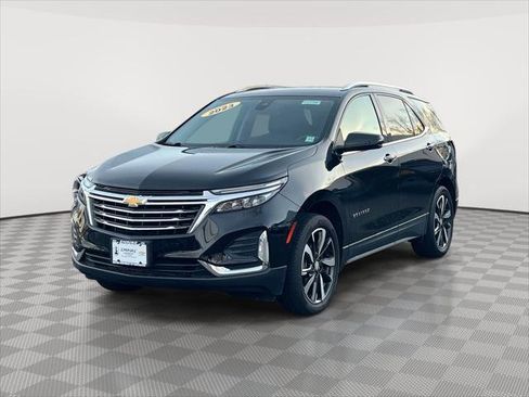 Used 2023 Chevrolet Equinox Premier image 3