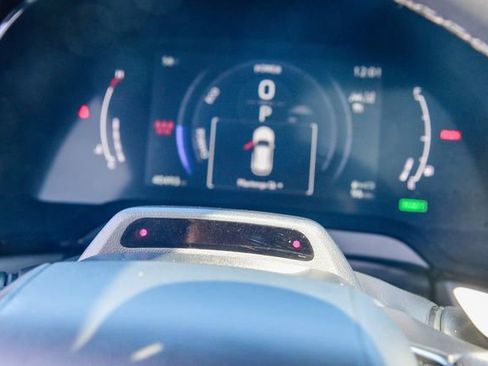 Used 2023 Lexus LX 600 F Sport w/ Accessory Package (Z1) image 29