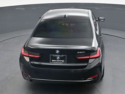 Used 2024 BMW 330i Sedan w/ Convenience Package RWD image 21