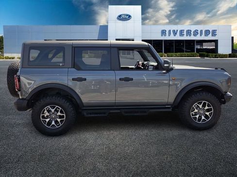 Certified 2024 Ford Bronco Badlands image 8