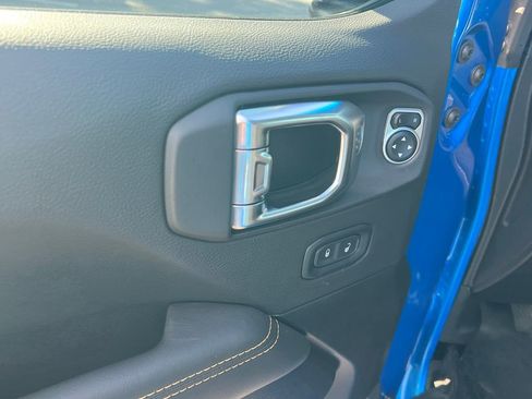 New 2026 Jeep Gladiator Sport image 15