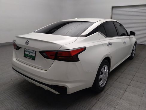 Used 2020 Nissan Altima 2.5 S FWD image 9