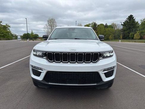 Certified 2023 Jeep Grand Cherokee Limited AWD/4WD image 2