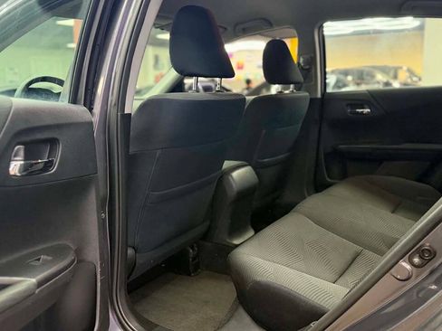 Used 2017 Honda Accord LX image 13