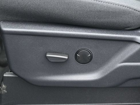 New 2026 Ford F250 XLT w/ XLT Premium Package AWD/4WD image 9