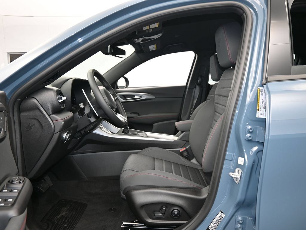 Used 2025 Dodge Hornet R/T w/ Tech Pack AWD/4WD image 11