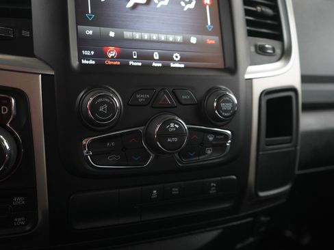 Used 2020 RAM 1500 Classic Warlock w/ Electronics Group image 21