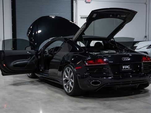 Used 2011 Audi R8 V10 AWD/4WD image 33