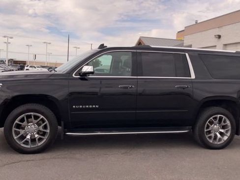 Used 2017 Chevrolet Suburban Premier AWD/4WD image 6