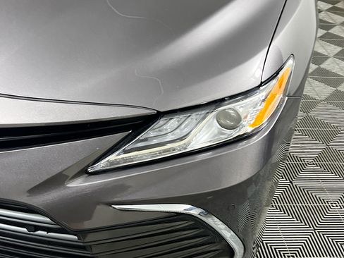 Used 2023 Toyota Camry XLE image 11