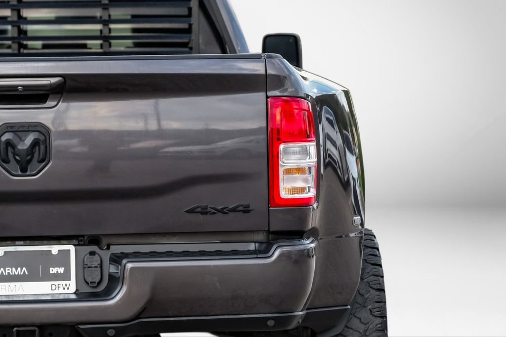 Used 2024 RAM 3500 Laramie w/ Night Edition AWD/4WD image 38