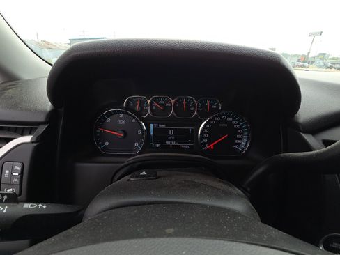 Used 2019 GMC Yukon SLT AWD/4WD image 9