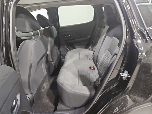 New 2026 Nissan Kicks SV image 24