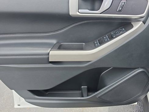 Certified 2023 Ford Explorer XLT w/ Equipment Group 202A image 17