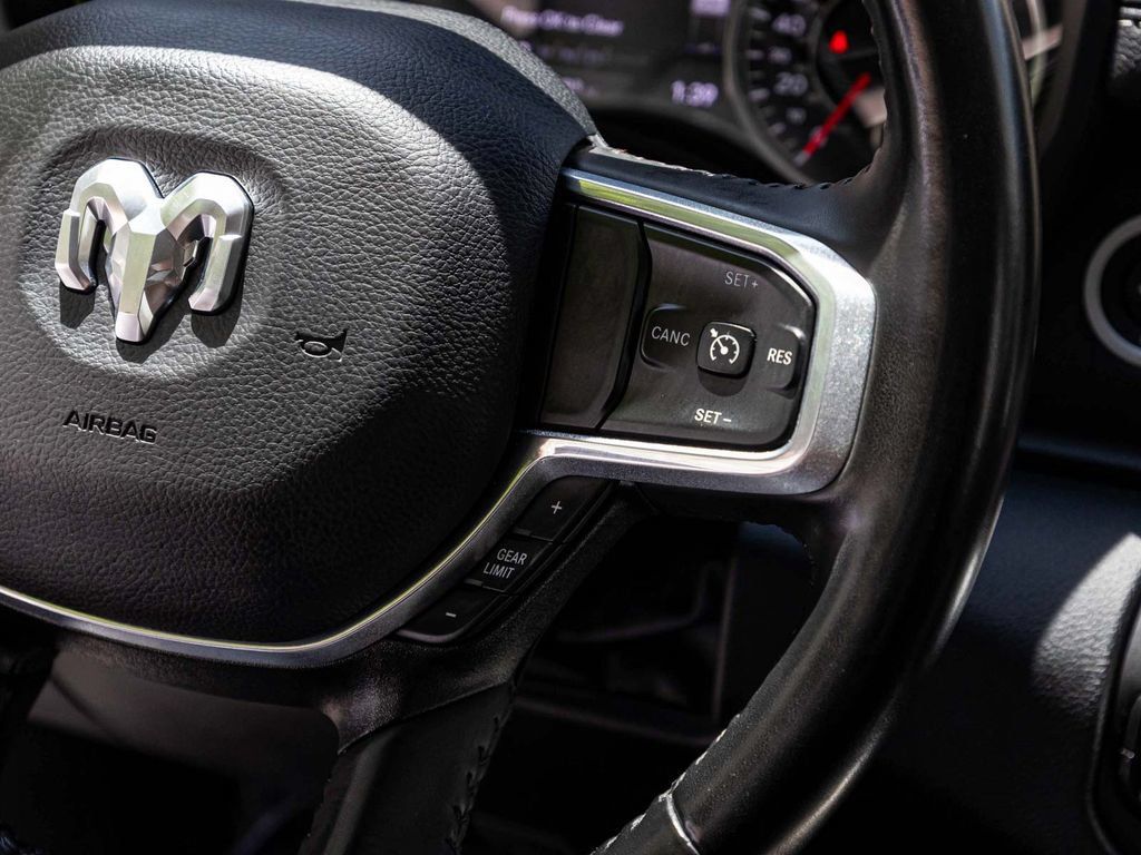Used 2022 RAM 1500 Laramie AWD/4WD image 24