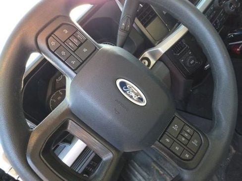 Used 2025 Ford F250 XL w/ STX Appearance Package image 19