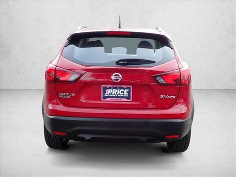 Used 2017 Nissan Rogue Sport SV w/ SV Premium Package image 3