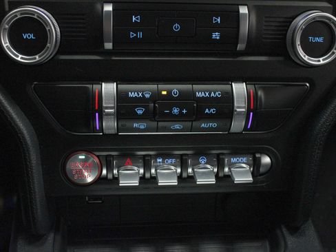 Used 2022 Ford Mustang Convertible w/ Equipment Group 101A image 30