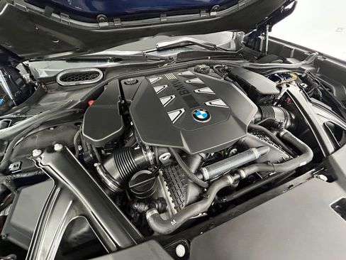 Used 2023 BMW 760i xDrive AWD/4WD image 43