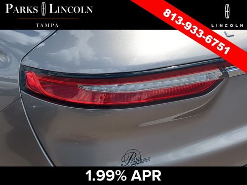 Certified 2020 Lincoln Corsair FWD w/ Rear Removable Package Tray image 7